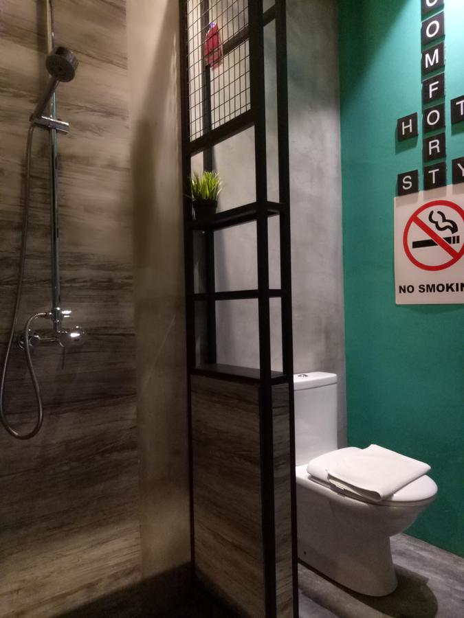 Tube Hotel Klebang Melaka Exterior foto
